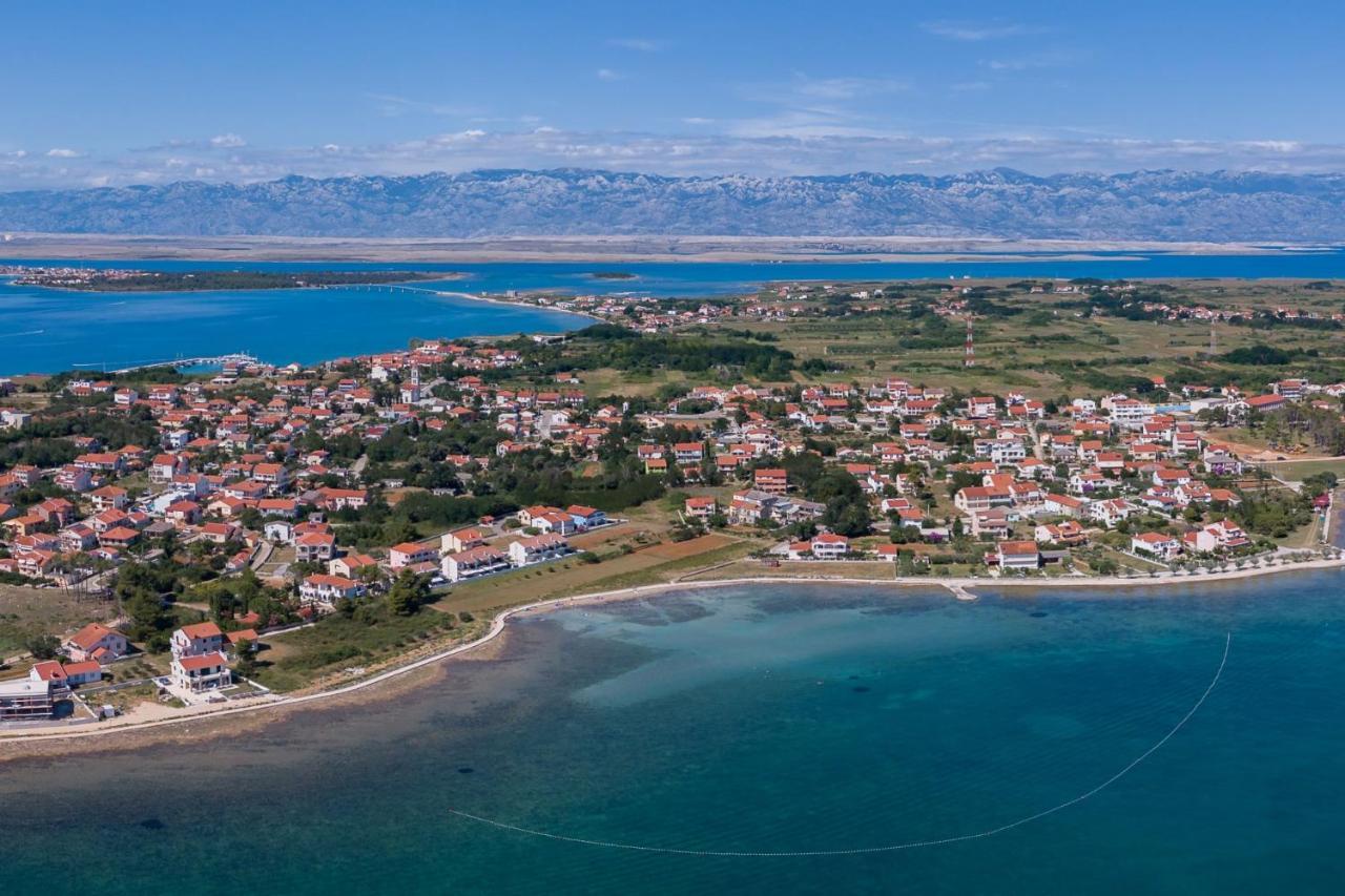 Crowonder Beachfront Reiterer Villa V2 Privlaka  Exterior foto